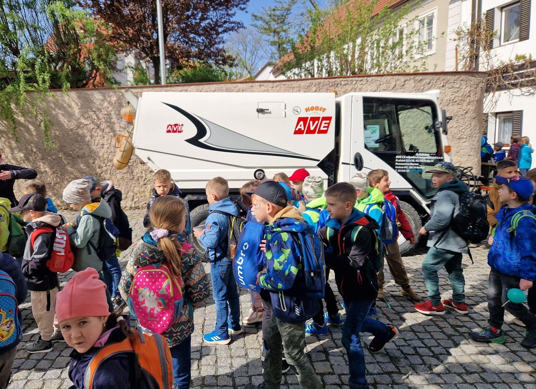 Již podruhé jsme se zapojili do akce "Nejsme tady sami"